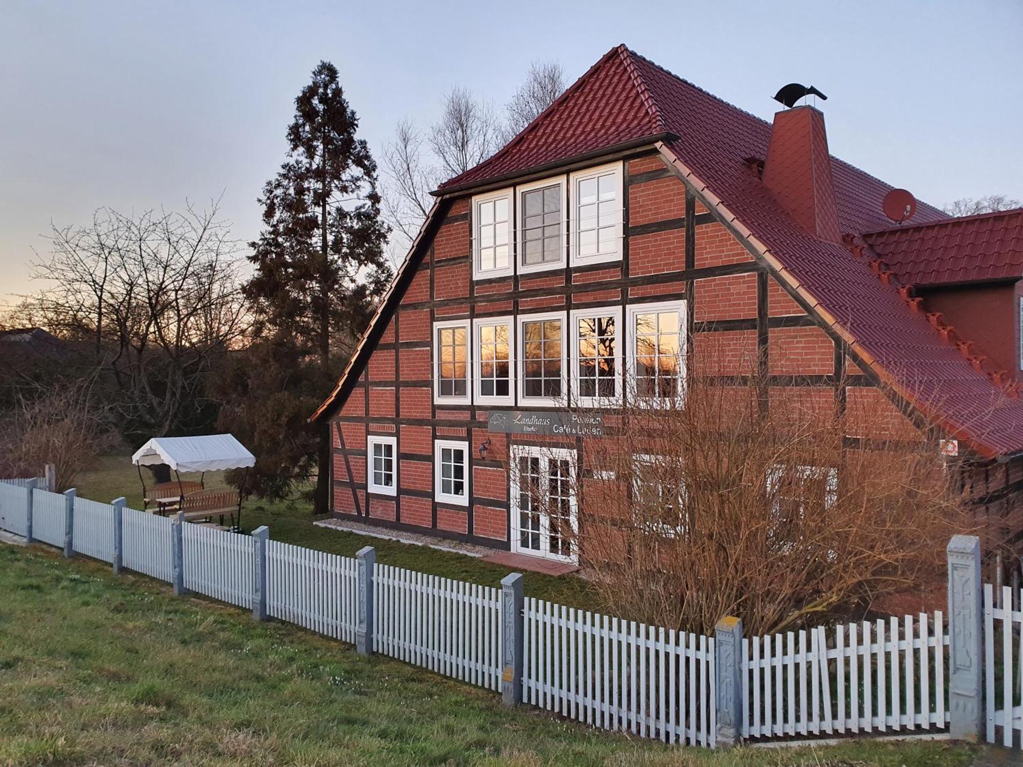 Landhaus Elbeflair Apartment Bei Doemitz Lenzerwische Exterior foto